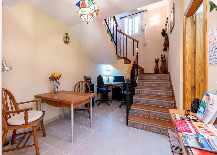 Hostel Getaway In Roca