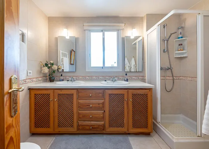 Getaway In Roca بيت شباب